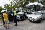 Автобус помля седем паркирали коли в столичния квартал Малашевци