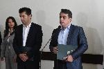 Министрите на финансите и икономиката с брифинг