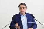 Финансовият министър даде извъндеден брифинг