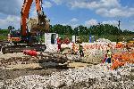 Димитровград - полагане на тръби за газовия интерконектор България-Гърция под река Марица