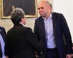 София - Консултации между Има такъв народ и Демократична България