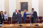 София - Политически консултации