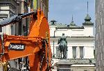 Животът по софийските улици продължава и през августовския ваканционен сезон