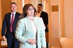 СОФИЯ - Неосъществена среща между Христо Иванов и Корнелия Нинова