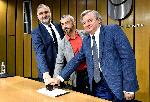 Валидираха пощенска марка по повод 30 години Нов български университет