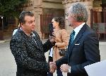 София – Среща на Инициативен комитет за издигане на президент пред сградата на Президентството