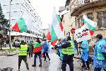 Протестът на пътностроителните фирми се пренесе пред сградата на Министерството на регионалното развитие и благоустройството
