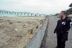 Бургас-бетонни постаменти-плаж