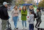 Бургас - Родителска среща на открито срещу новите ковид мерки в училище
