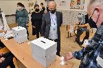 София - Избори 2 в 1 - Ахмед Доган гласува