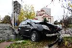 София - катастрофа - джип и кола