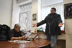 София - Запечатват офисите на "Труд"