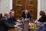 София - консултации - президент-ДБ