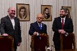 София - консултации - президент-ДБ