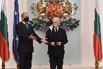 София - Румен Радев награди Хосе Карерас