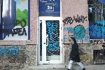 София - ул. Иван Асен - офис на ПП `Продължаваме промяната` надраскан с `Киро е предател` след посещението в Македония