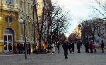 В Бургас  се извиха опашки пред Териториалната дирекция на НАП