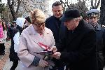 Руският посланик поднесе цветя на паметници във Варна