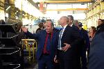 Президентът посети завода за реконструкция на товарни вагони в Бургас