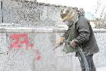 София - Чистят паметника на Съветската армия