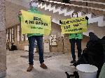 София - акция на Greenpeace в Министерство на енергетиката