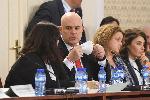 Правната комисия към Парламента със заседание