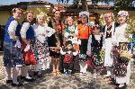 Лазарки се кипреха със стогодишни премени в Калипетрово