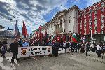 Активисти на ВМРО протестират пред МС,  стигна се до напрежение
