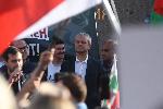 "Възраждане" с протест пред парламента