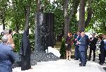 Откриха паметник на Шарл Азнавур във Варна