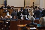 София - скандал в Парламента