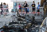 Варна -  Огнеборци гасиха електромобил