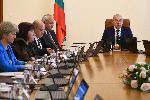 Служебния кабинет с редовно заседание