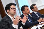 София - вицепремиерът Атанас Пеканов даде брифинг