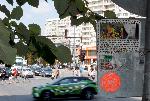Варна - Жена проповядва с послания залепени по пътни знаци
