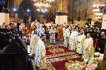 Във Варна стотици миряни  се преклониха пред мощите на Свети Лука