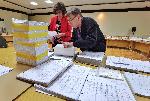 Районните избирателни комисии получиха изборните книжа в Плевен