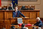 Трети ден избират председател на Парламента (нови снимки)