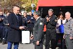Варна - Наградиха пожарникар заради решителни действия по време на възникнал пожар във влака София - Варна <br />
В