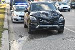Указателна табела се стовари върху джип на Цариградско шосе в София,по чудо няма жертви