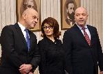 София - Президентът Румен Радев връчи първия проучвателен мандат за съставяне на правителство на ГЕРБ-СДС