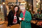 София - Чашите с празничен дизайн на Starbucks®вече са във всички кафенета в България