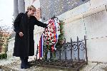 Посланикът на Руската федерация Елеонора Митрофанова поднесе венец на Мавзолея в Плевен
