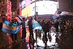 Лондон - Феновете на Аржентина ликуват