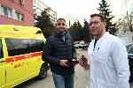 '' Капачки за бъдеще '' дариха линейка на детската болница '' Проф. Иван Митев ''
