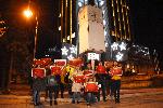 Занаятчии излязоха на протест във Варна срещу готвената отмяна на зимното издание на арт фестивала „Сръчко"