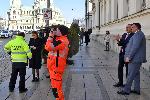 Депутати подадоха сигнал за опасно висяща ламарина от покрива на БАН, силният вятър повали дървета в Борисовата градина