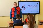 Скравена - раздаване на хигиенни материали на ученици