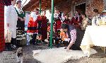 С кавак на бабата и подливане празнуваха Бабинден в Узунджово
