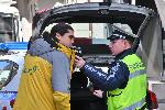 Неподкупният полицай Алек Каленски състави акт по време на протеста пред сградата на ЕС